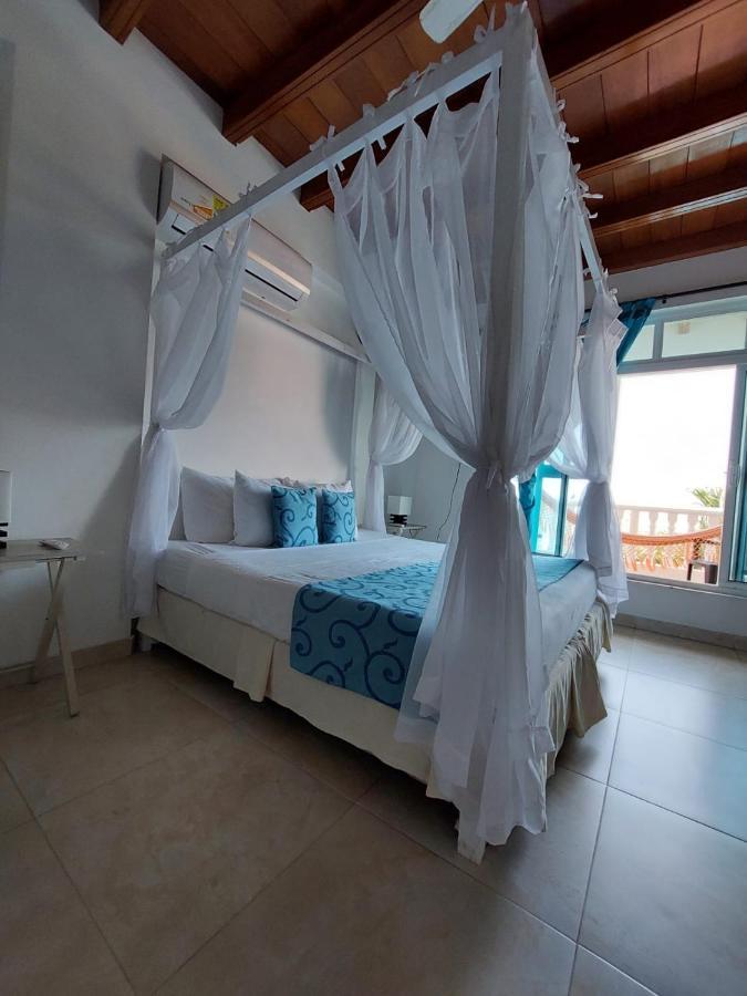 Hotel 3 Banderas Manzanillo Del Mar Картахена Экстерьер фото